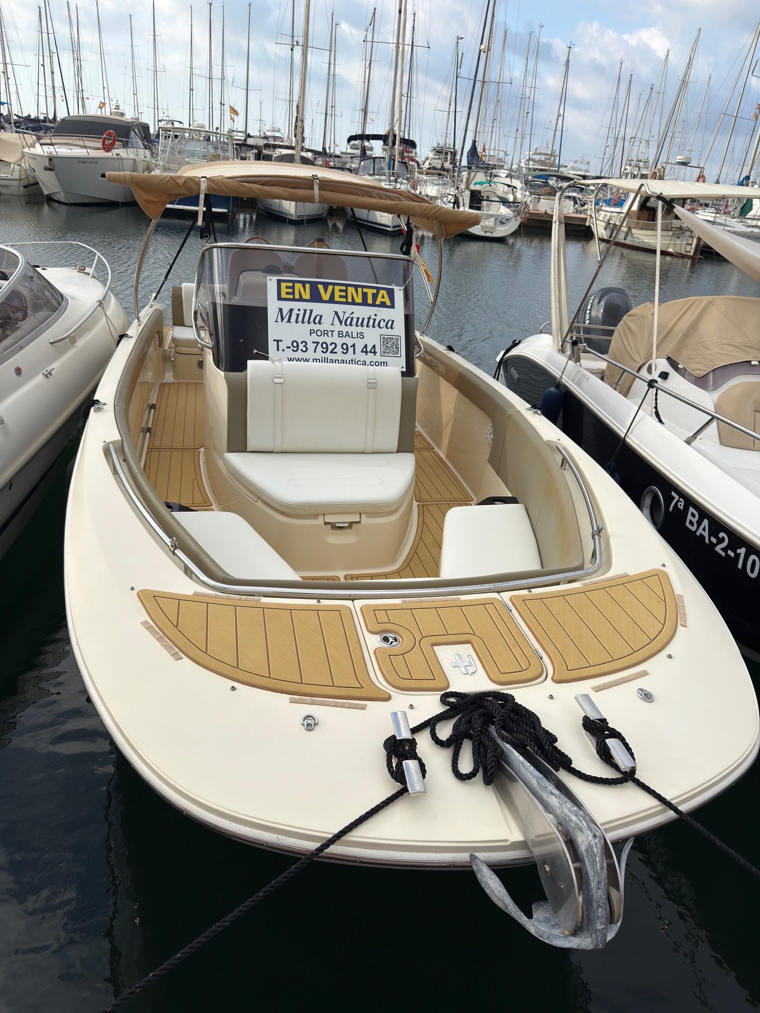 Invictus 240 FX
